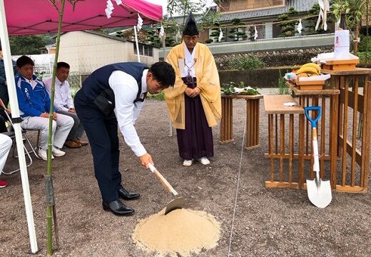 地鎮祭及び棟上げ